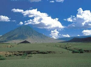 MOUNT OLDONYO LENGAI 02