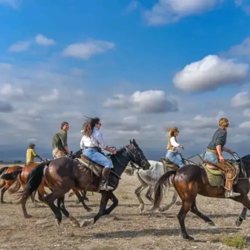 Horse Riding Safari Tanzania 04